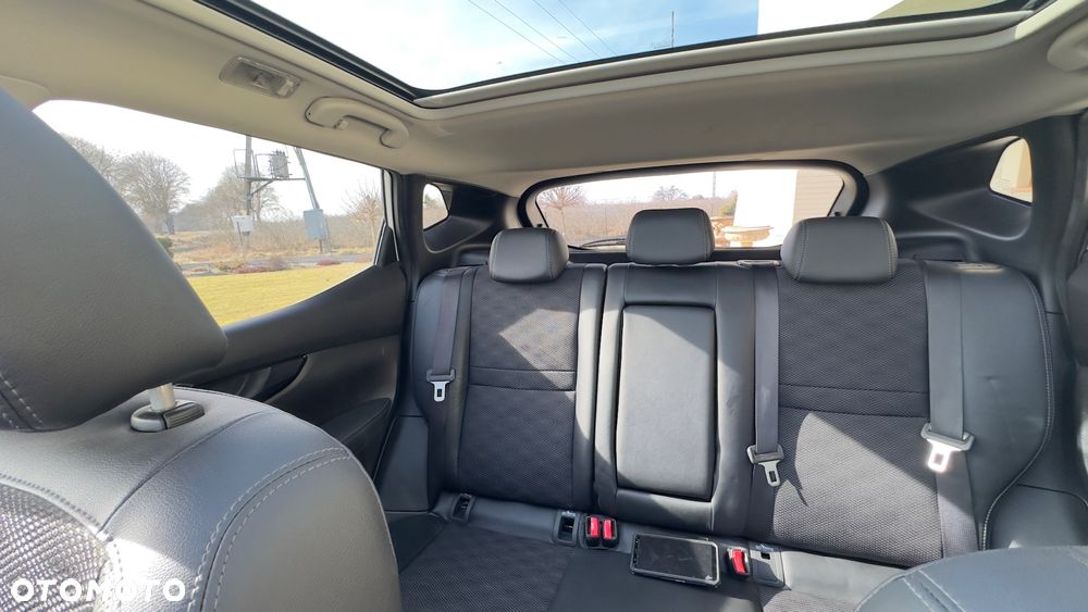 Nissan Qashqai 1.2 DIG-T Tekna - 19