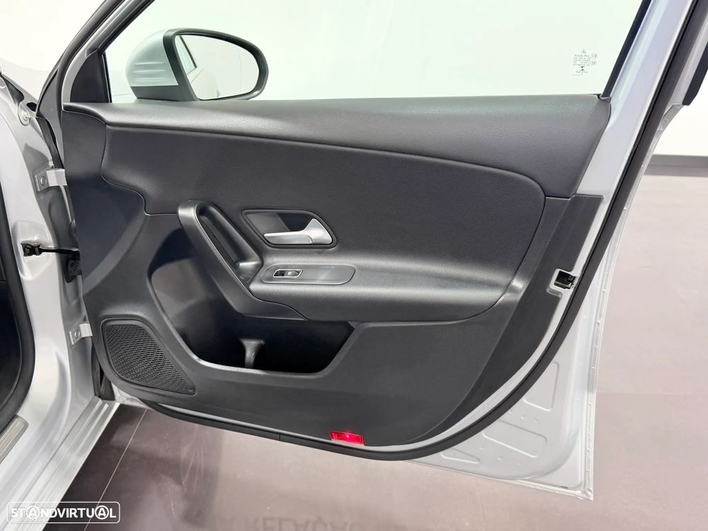 Mercedes-Benz A 180 d Progressive - 36