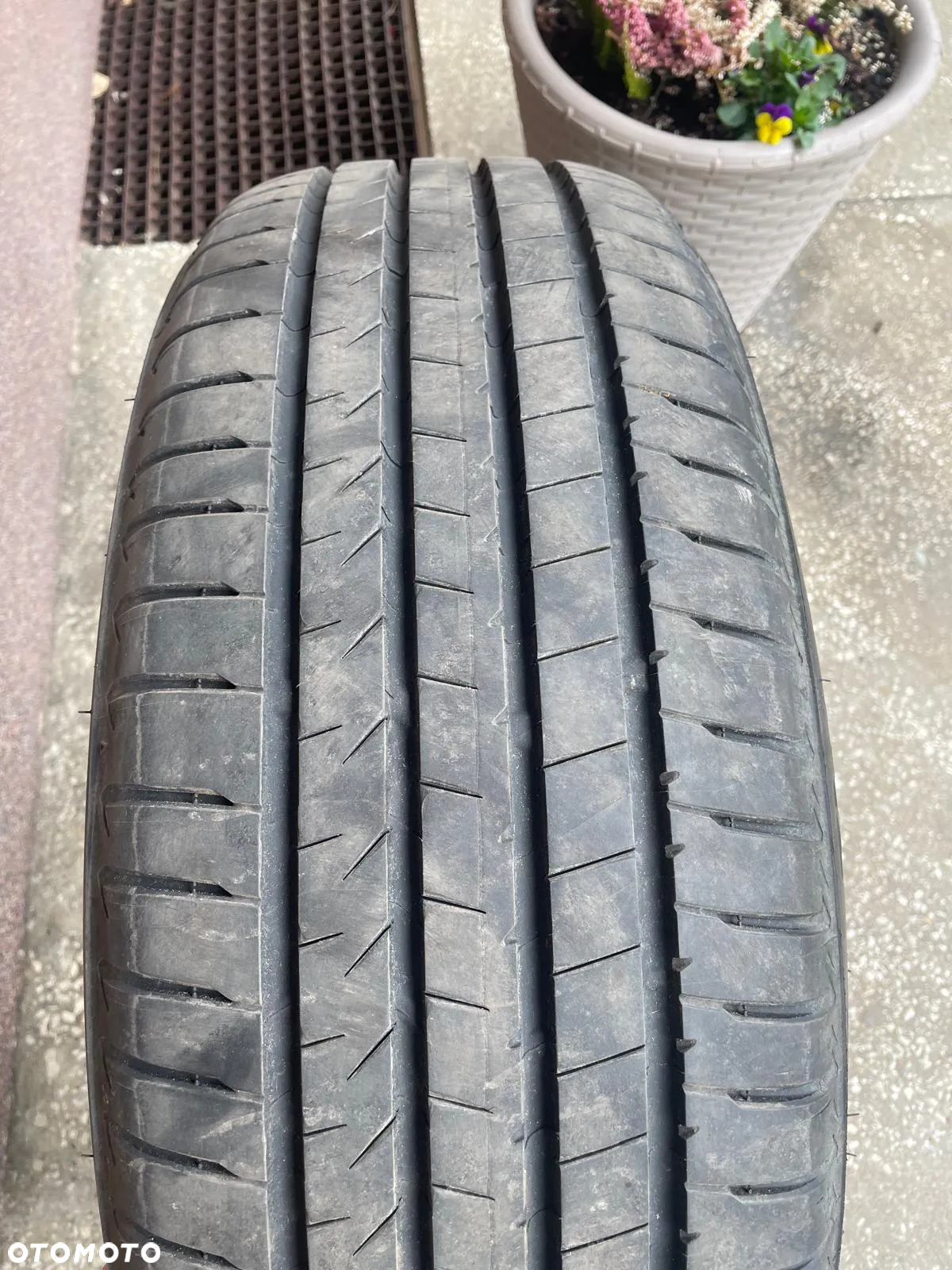 Opony Bridgestone Alenza 001 225/55 R19 99V 4 sztuki lato JAK NOWE - 4