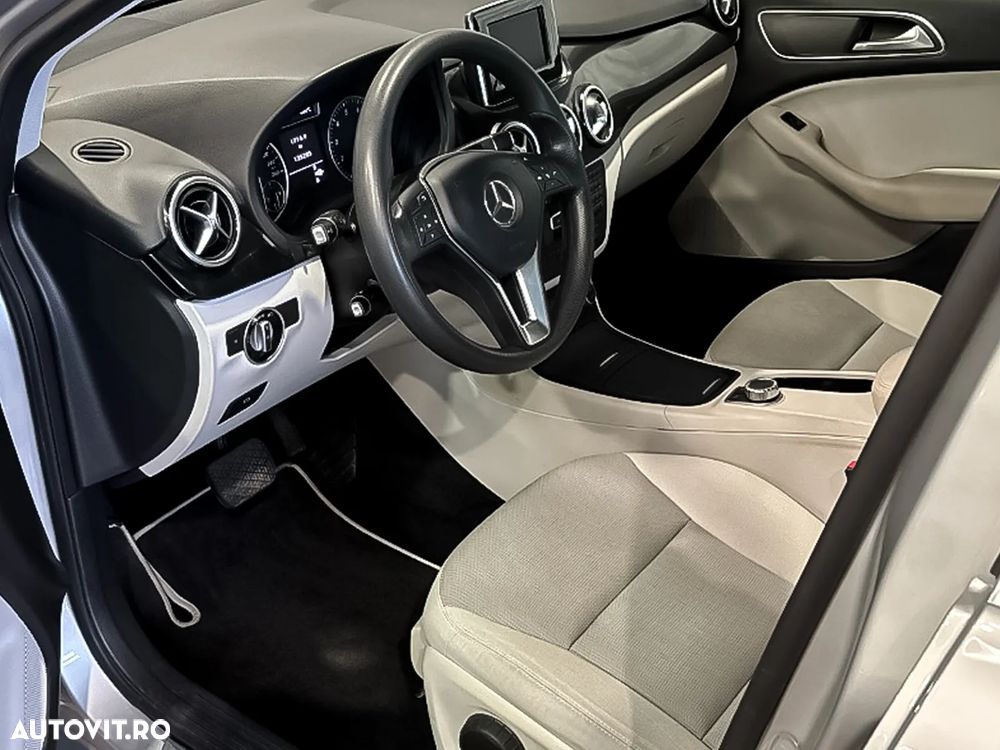 Mercedes-Benz B 200 (BlueEFFICIENCY) 7G-DCT - 5