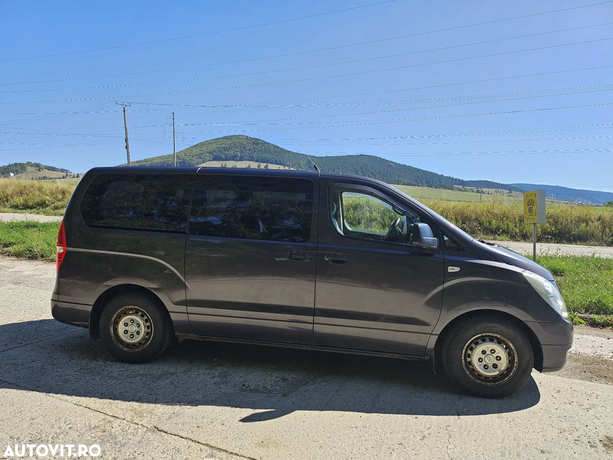 Hyundai H-1 - 1