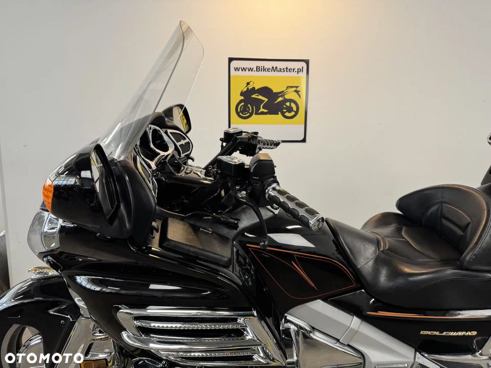 Honda GL - 22