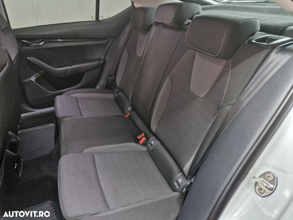 Skoda Octavia - 12