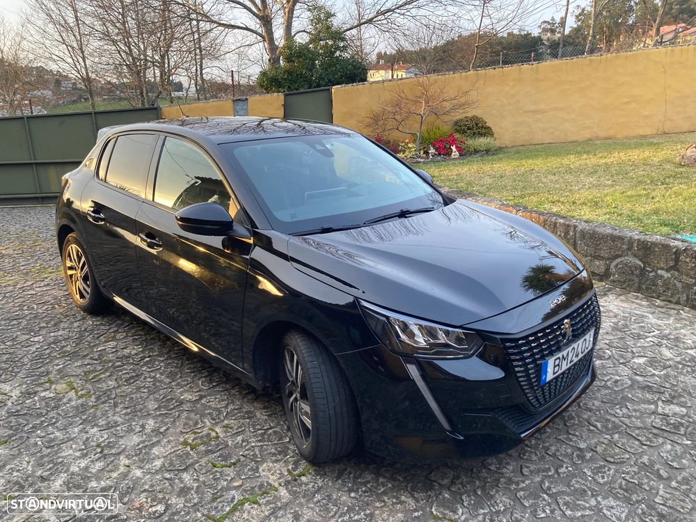 Peugeot 208 PureTech 100 EAT8 Allure - 1