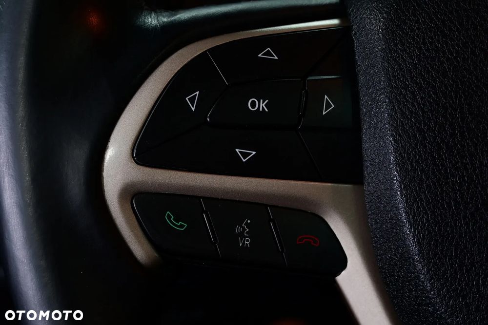 Jeep Cherokee 2.0 Multijet Limited - 28