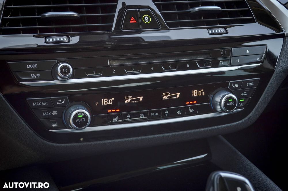 BMW Seria 5 530e AT PHEV - 39