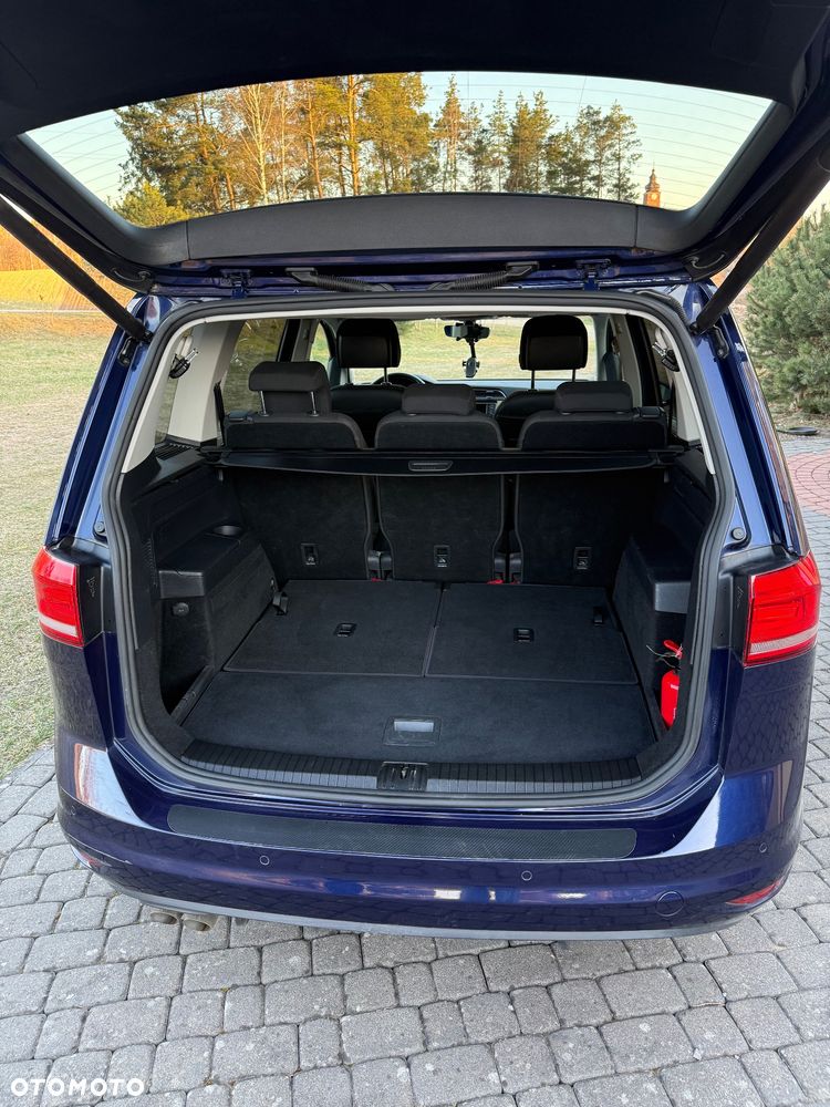 Volkswagen Touran 2.0 TDI BMT Highline DSG - 9