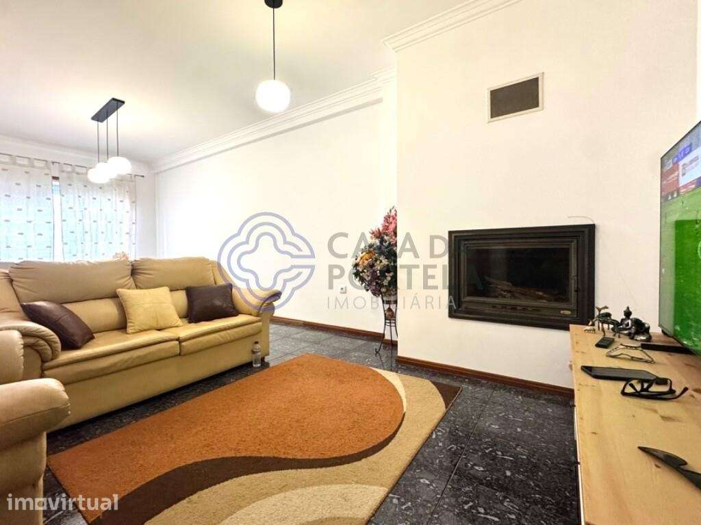 Apartamento T2 em Fânzeres – Excelente Estado de Conservação e Zona Tr - Grande imagem: 5/18