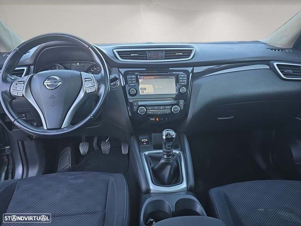 Nissan Qashqai 1.5 dCi N-Connecta - 9