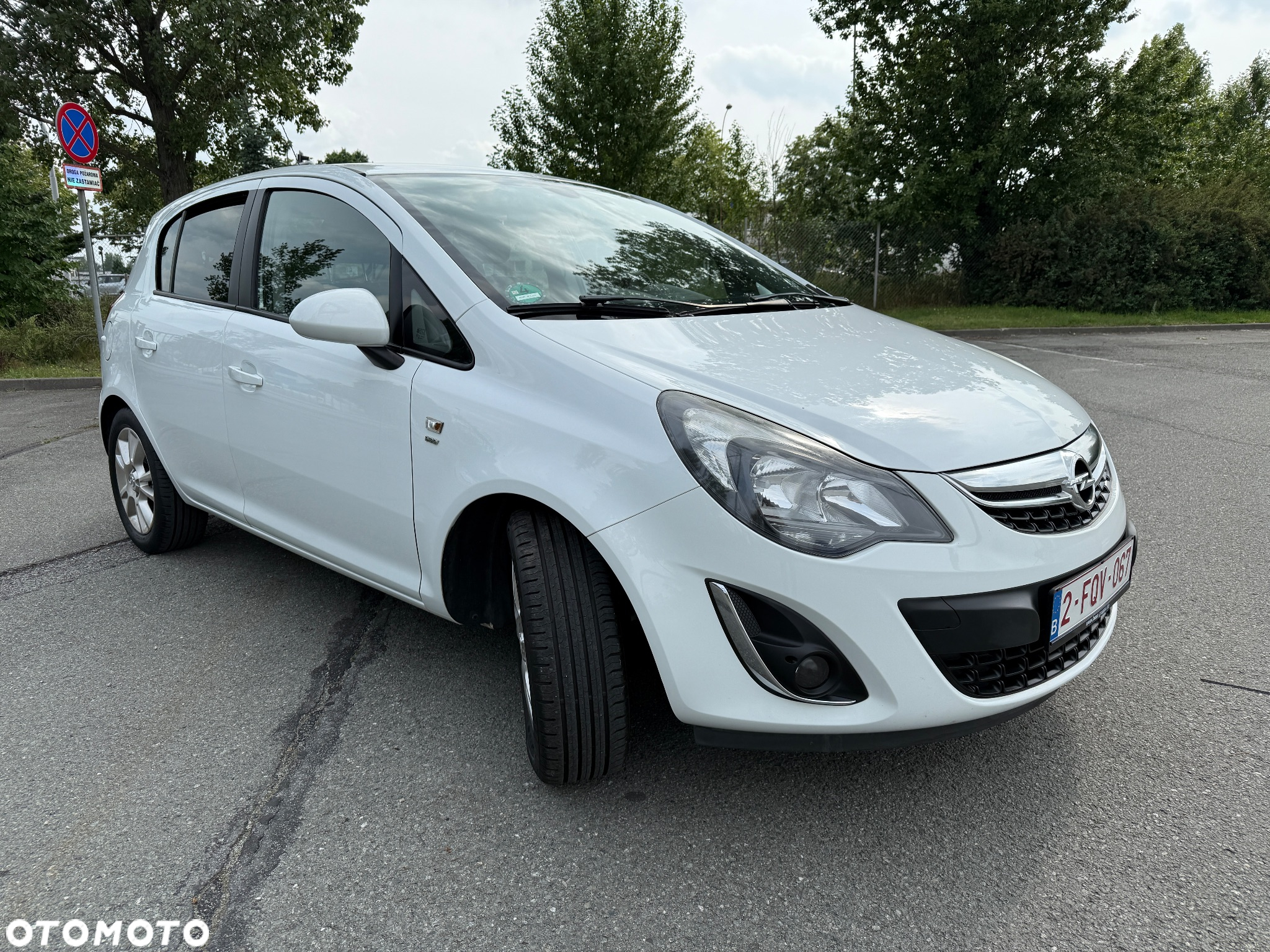 Opel Corsa 1.4 16V Active - 5