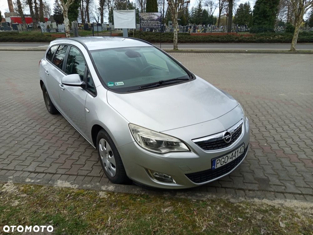 Opel Astra 1.4 Cosmo - 9