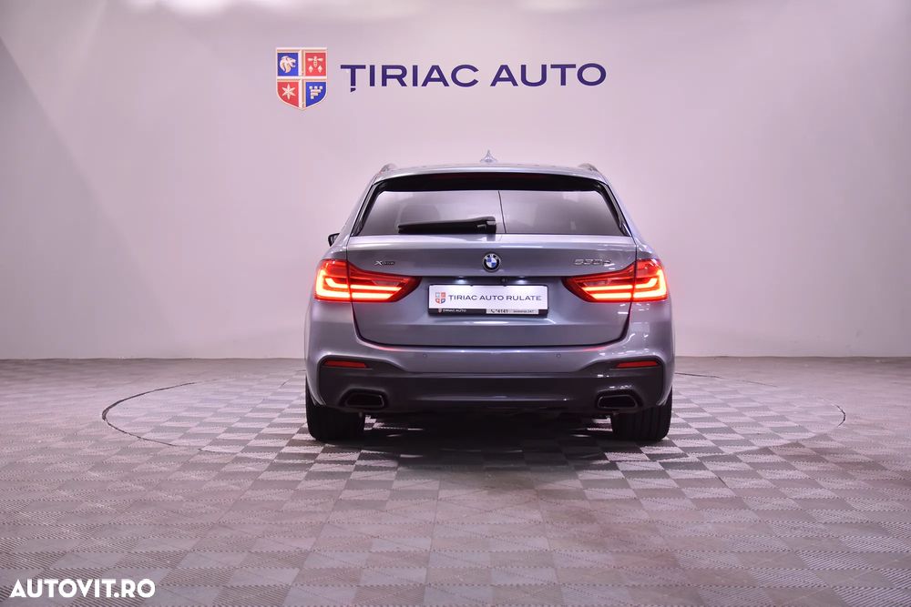 BMW Seria 5 530d xDrive Touring Aut. Sport Line - 4