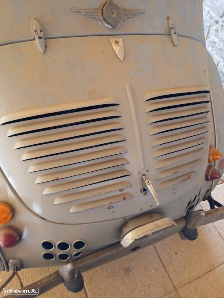 Renault 4 - 4