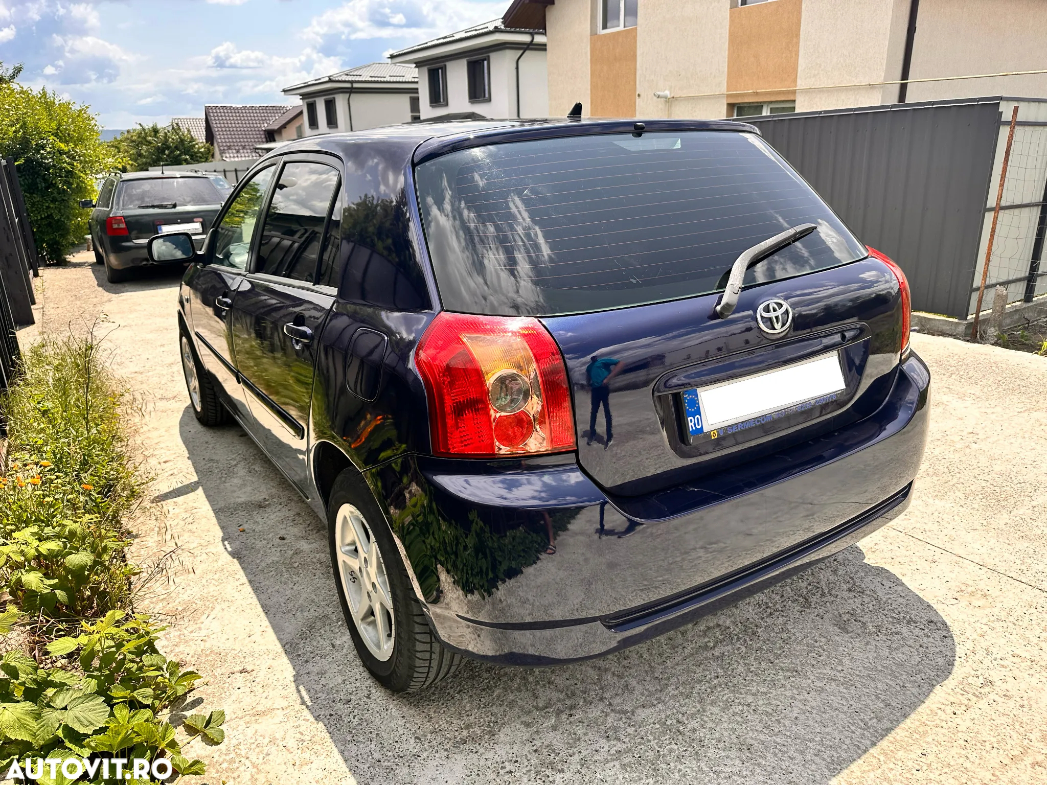 Toyota Corolla - 2