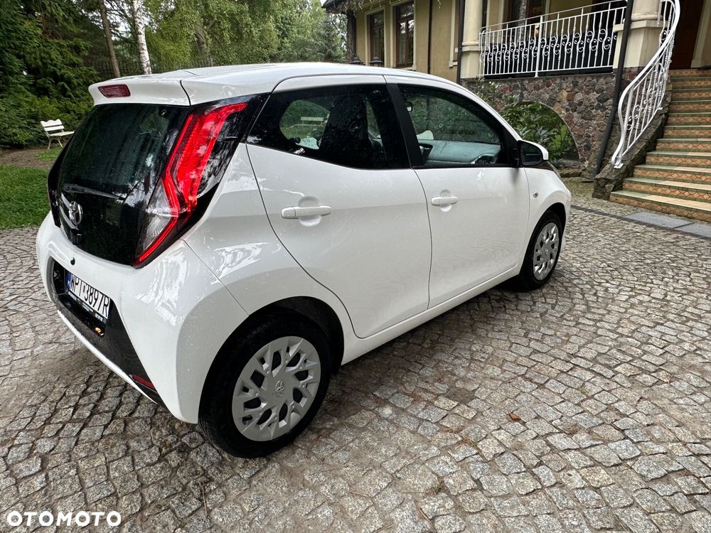 Toyota Aygo 1.0 VVT-i Color Edition - 10