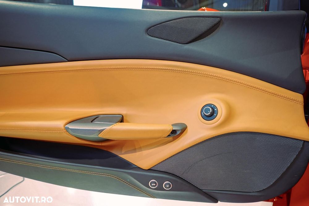 Ferrari 488 GTB - 29