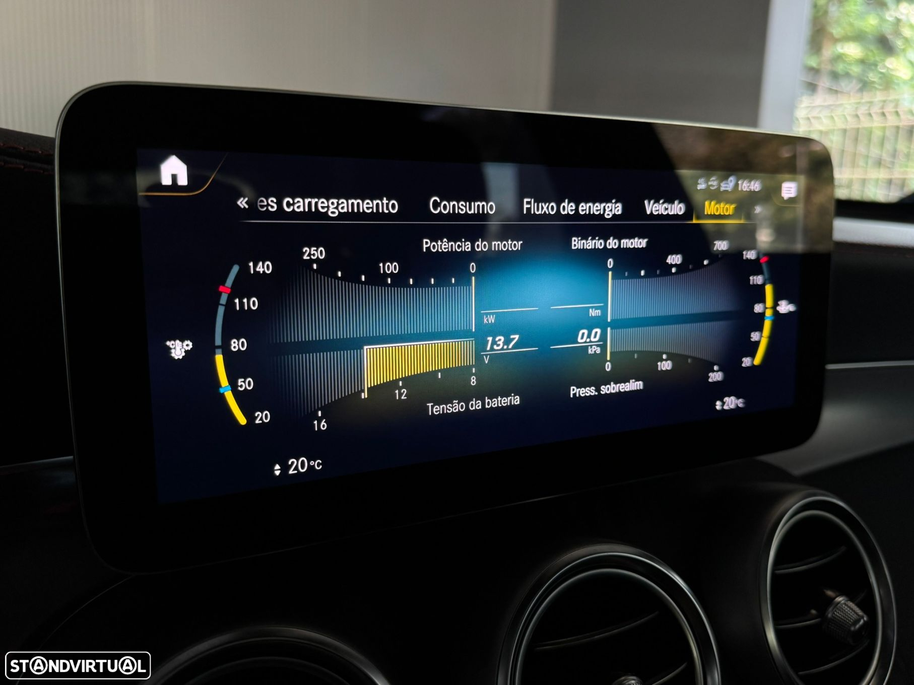 Mercedes-Benz GLC 300 e 4Matic - 48