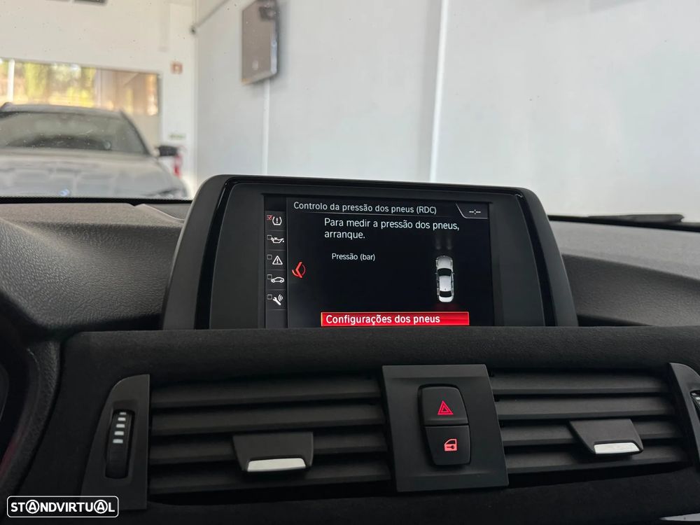 BMW 330 i Pack M Auto - 27