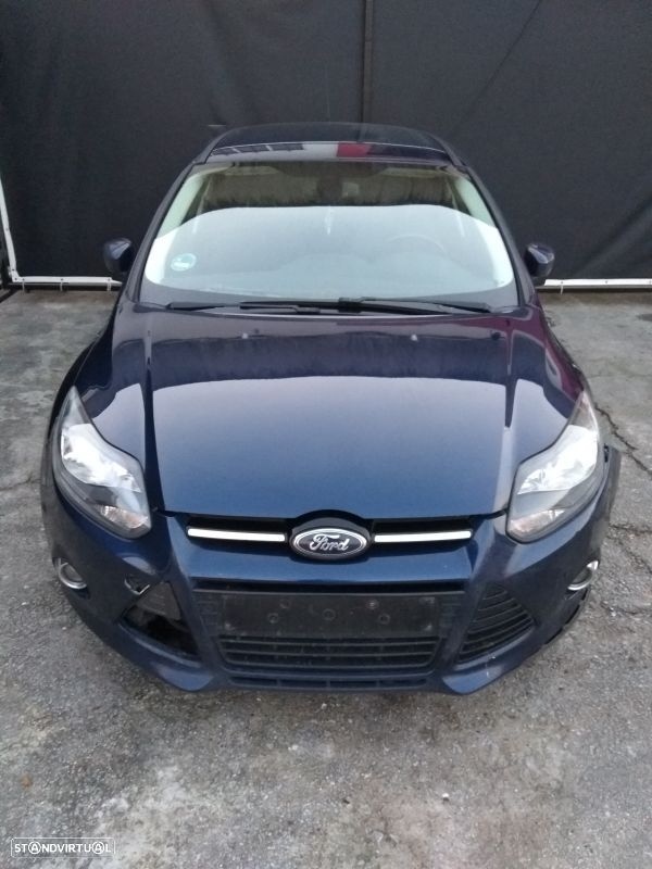 Para Peças Ford Focus Iii Três Volumes - 1
