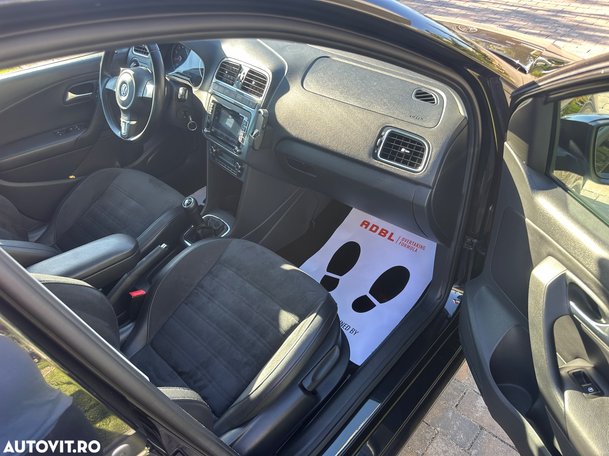 Volkswagen Polo 1.4 Highline - 8