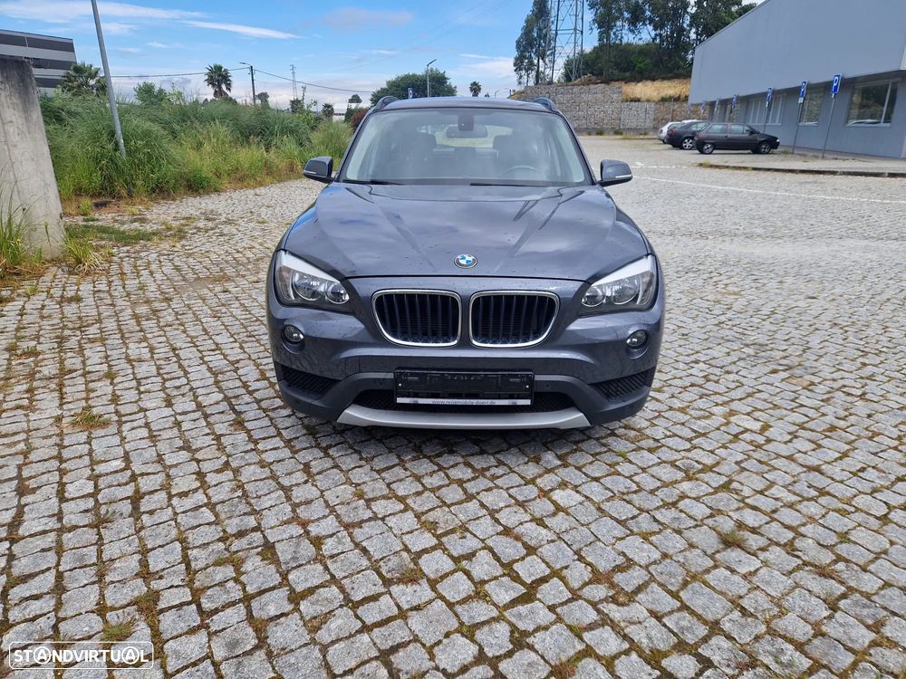 BMW X1 18 d xDrive xLine - 1