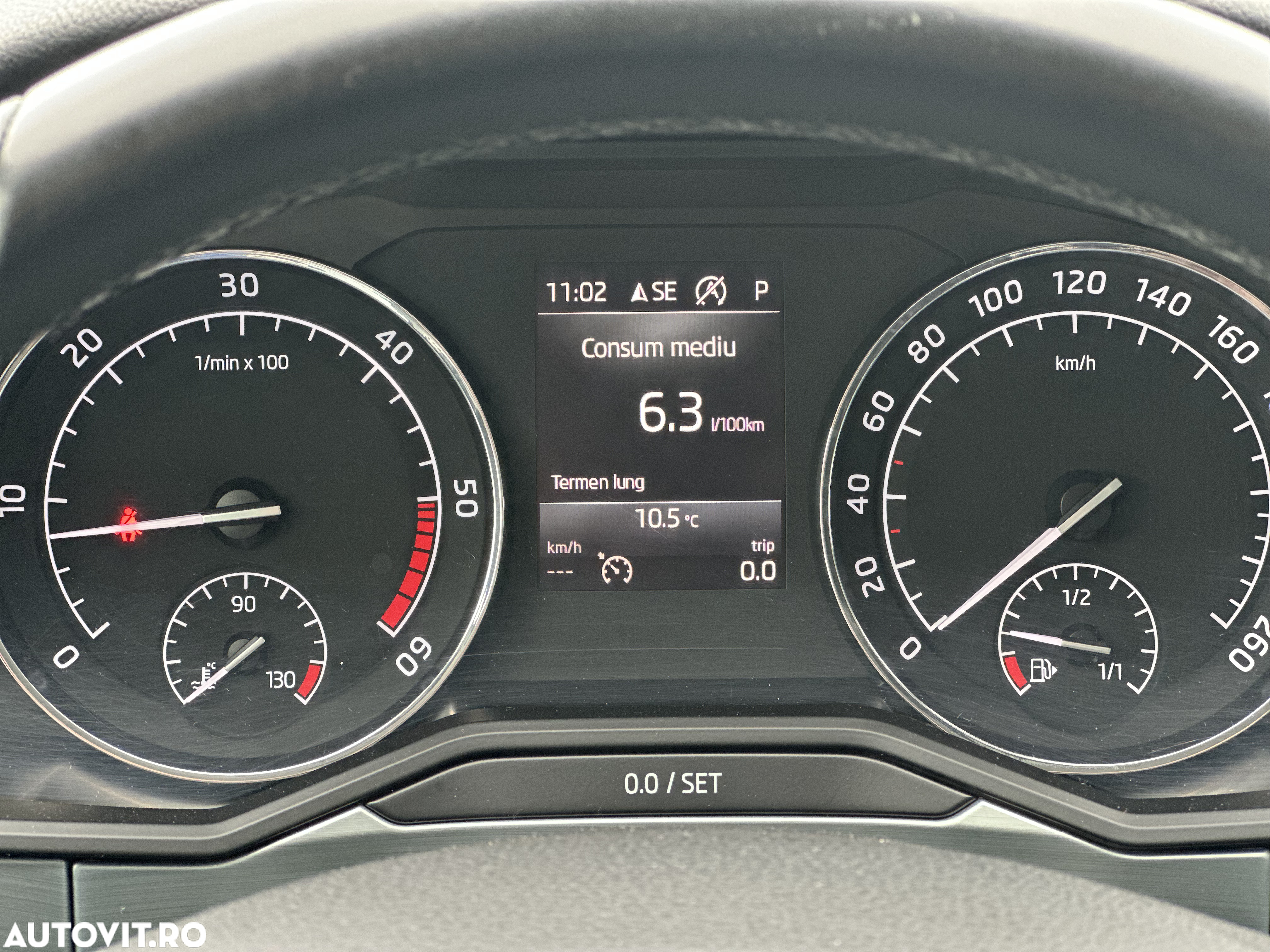 Skoda Superb Combi 2.0 TDI DSG Ambition - 25