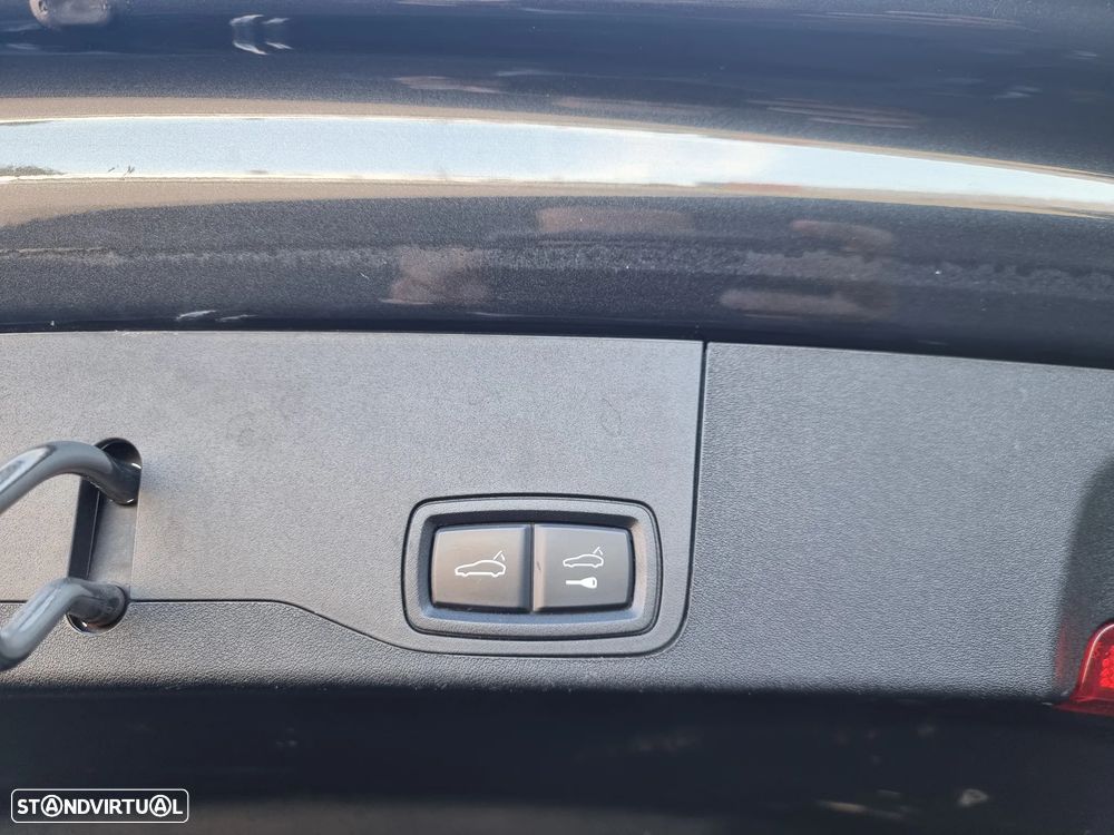 Porsche Taycan Sport Turismo Standard - 30