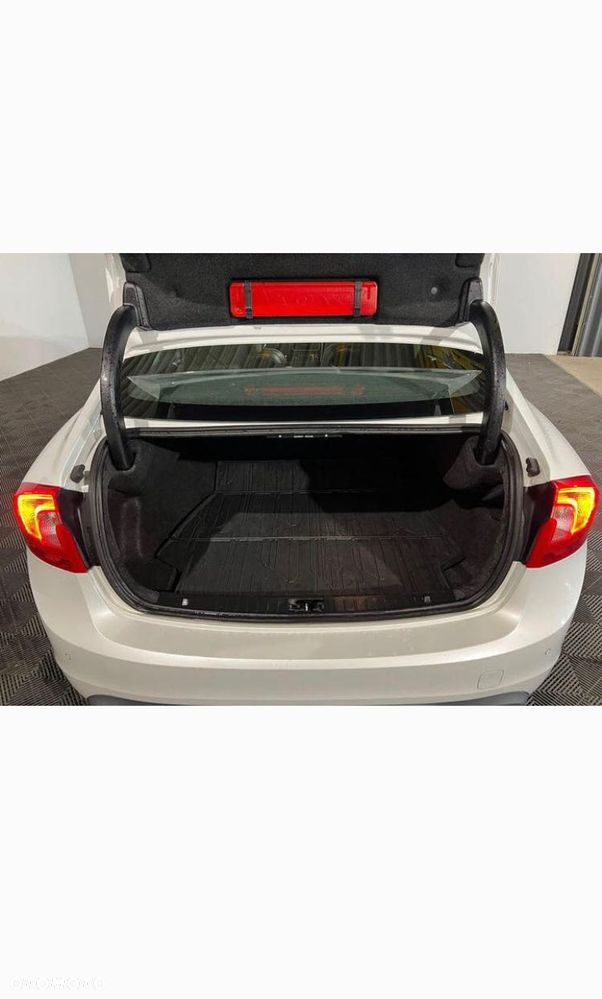 Volvo S60 - 6