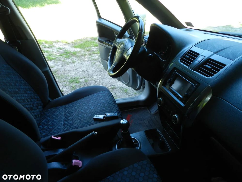 Suzuki SX4 Classic 1.6 VVT 4x2 Style - 13