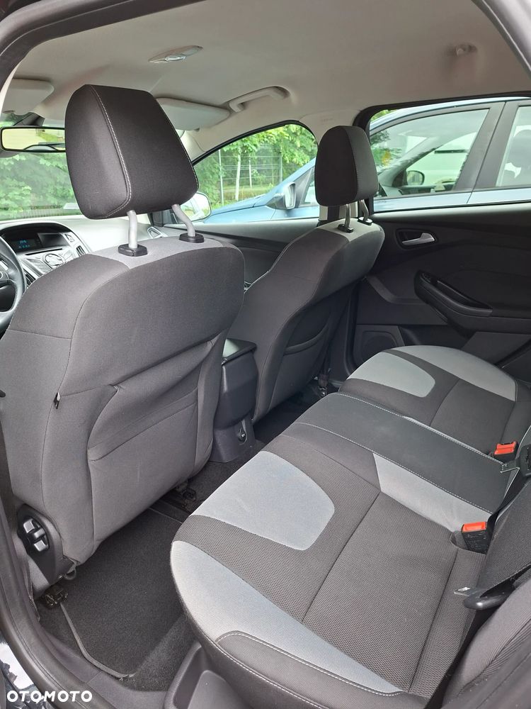 Ford Focus - 23