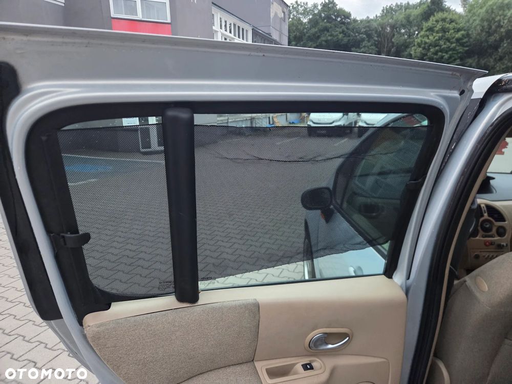 Renault Modus - 12