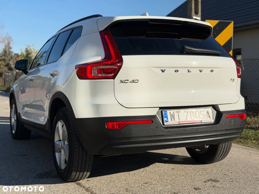 Volvo XC 40 T3 Momentum - 3