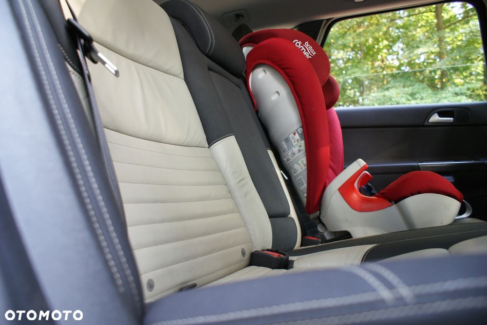 Volvo V50 2.0D R-Design Momentum - 8
