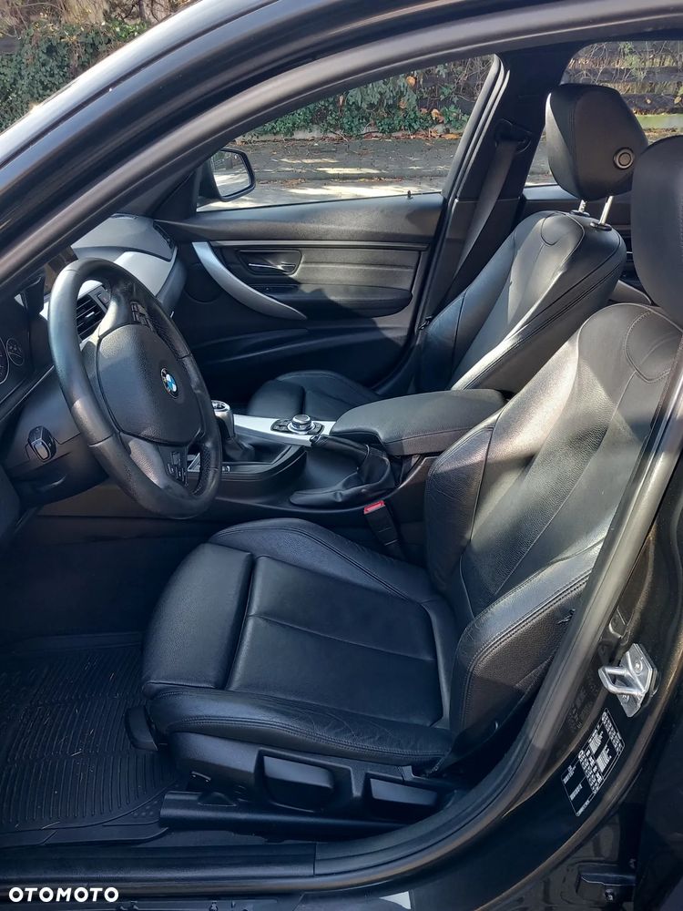 BMW Seria 3 316d - 10