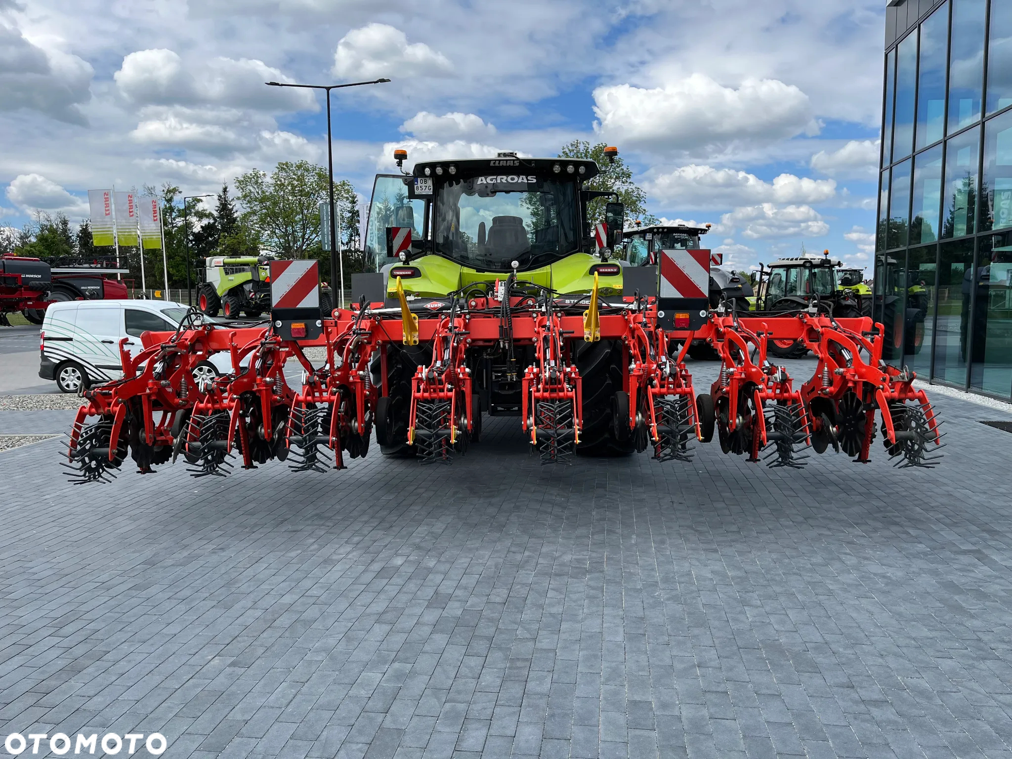 Kuhn STRIGER 600R - 2