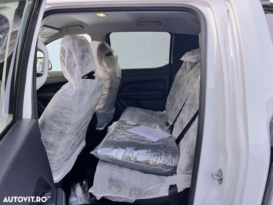 Volkswagen Amarok - 28