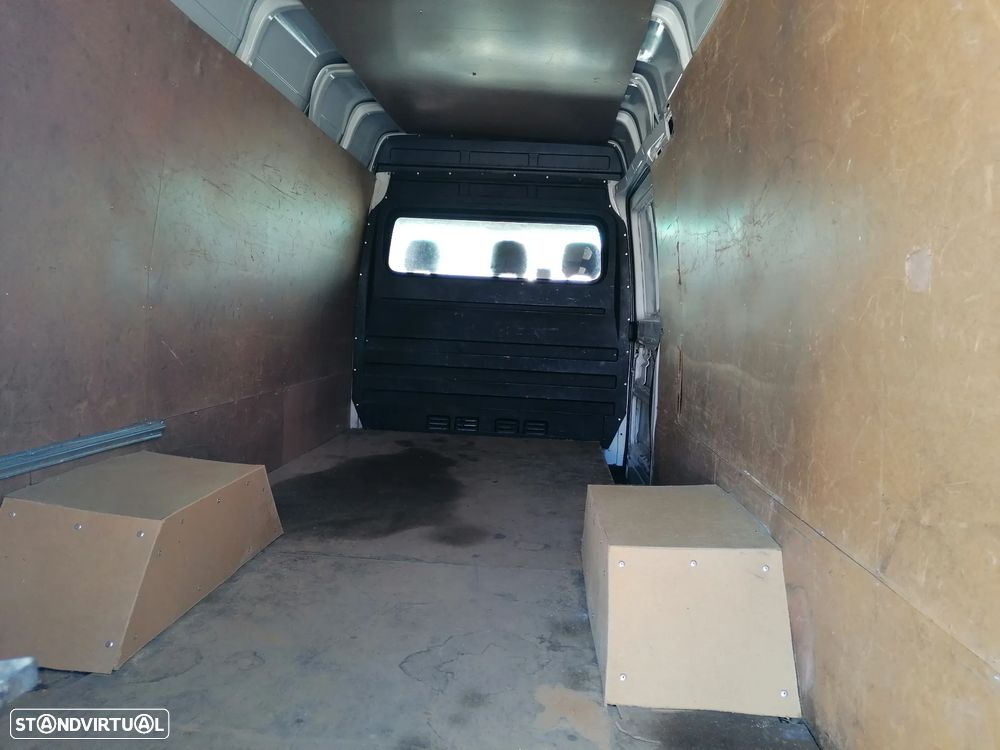 Mercedes-Benz Sprinter - 7