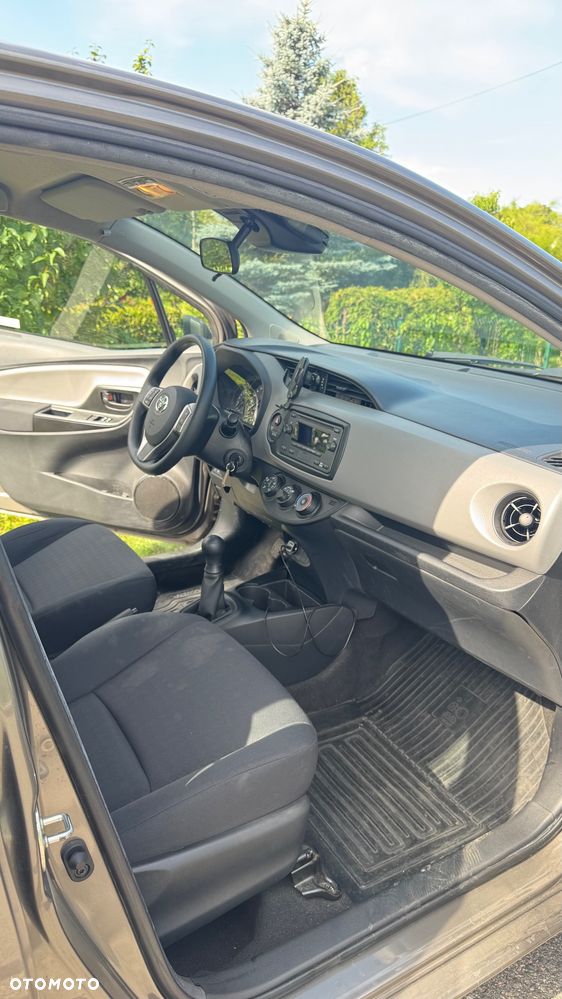 Toyota Yaris 1.0 Active - 5