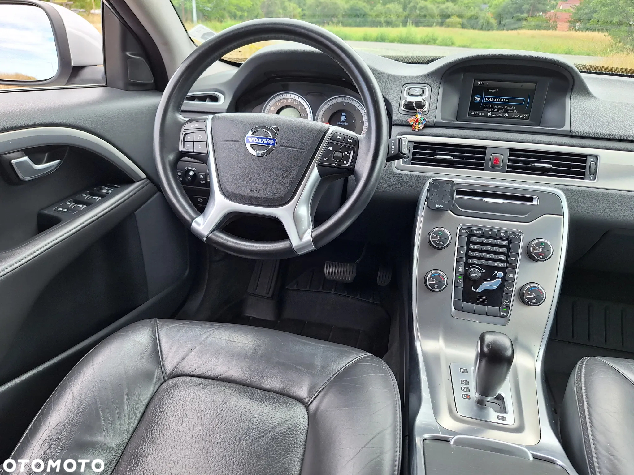 Volvo XC 70 D5 AWD Geartronic Momentum - 10