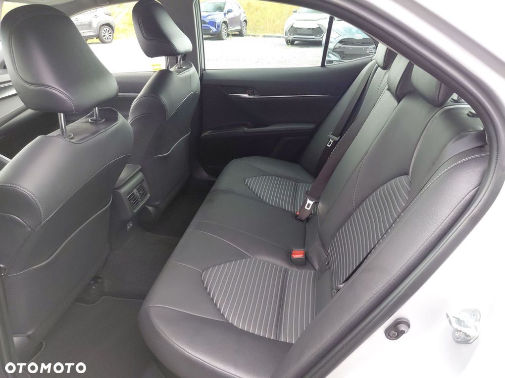 Toyota Camry 2.5 Hybrid Prestige CVT - 14
