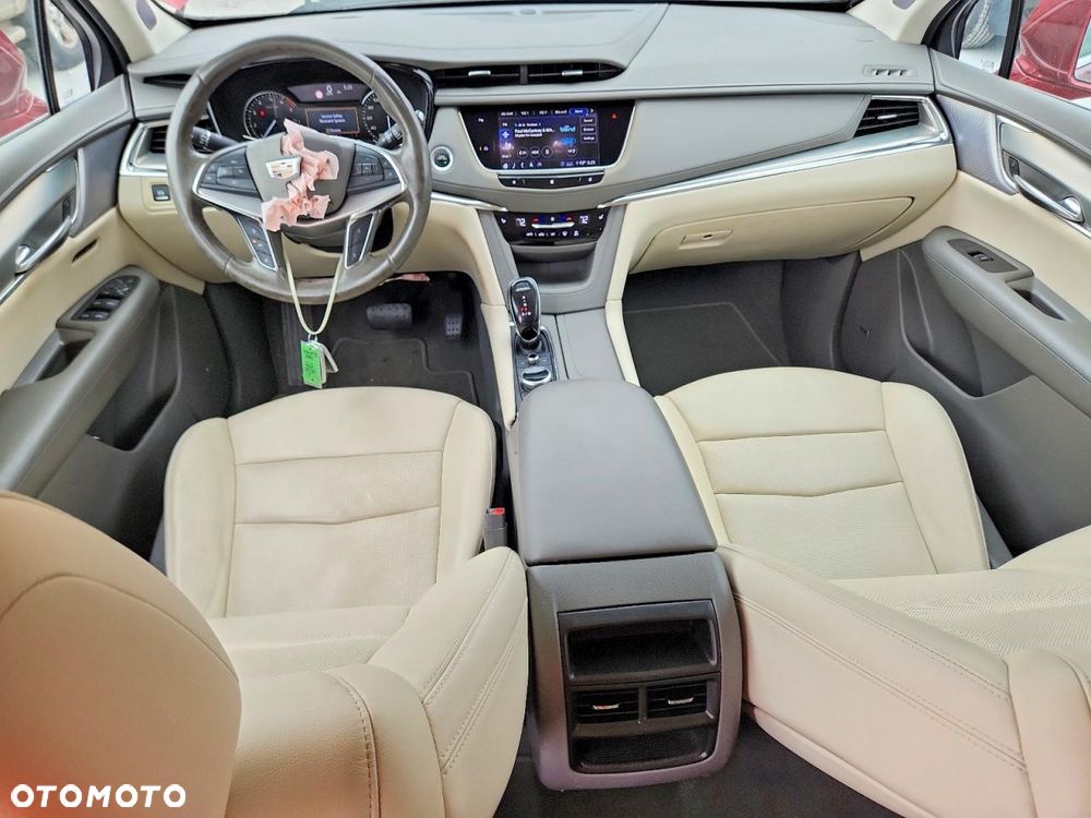Cadillac XT5 - 7