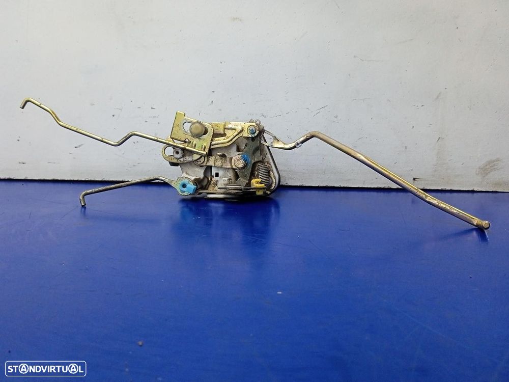 FECHADURA PORTA FRONTAL DIREITA HYUNDAI LANTRA II 1999 -G4GR - 3