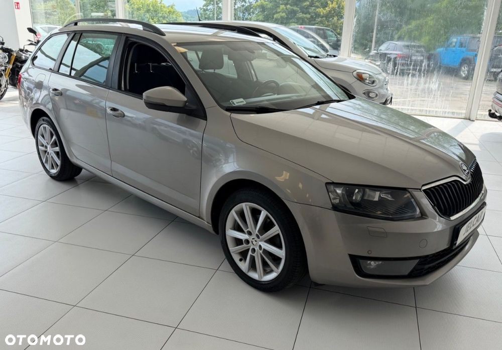 Skoda Octavia 2.0 TDI Style - 6