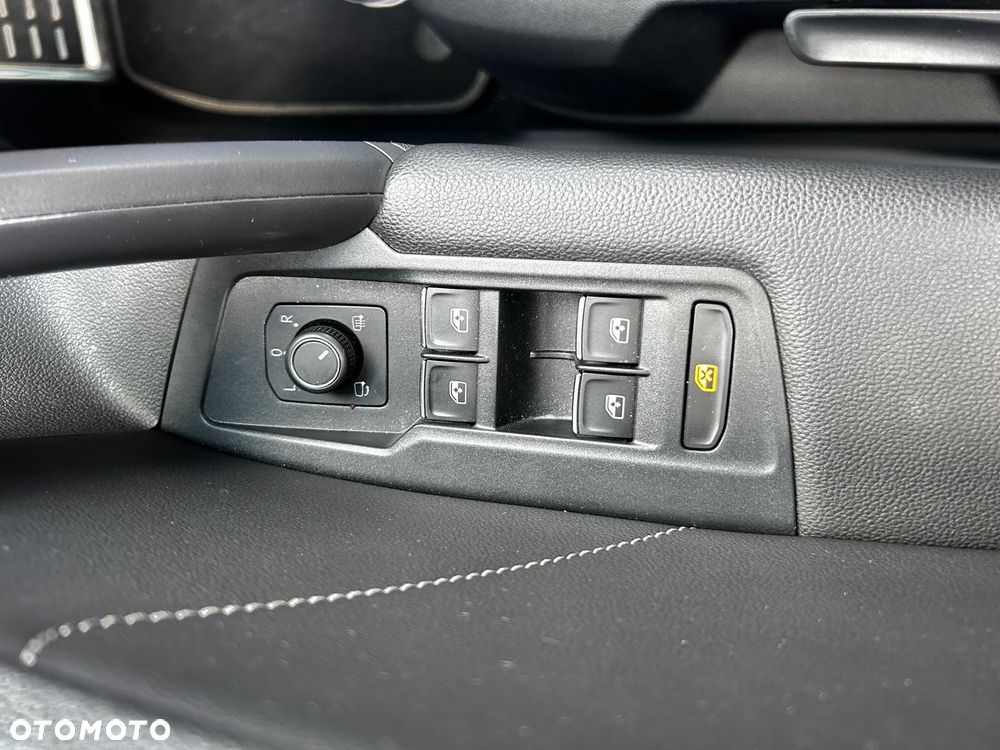 Volkswagen Tiguan 1.5 TSI OPF DSG R-Line - 29