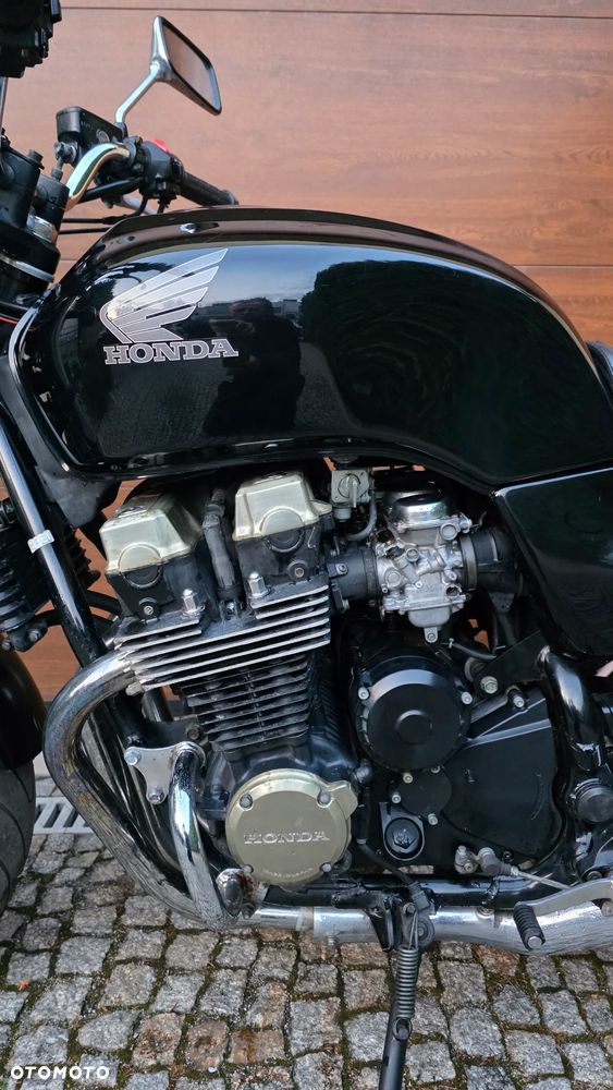 Suzuki GSX - 9