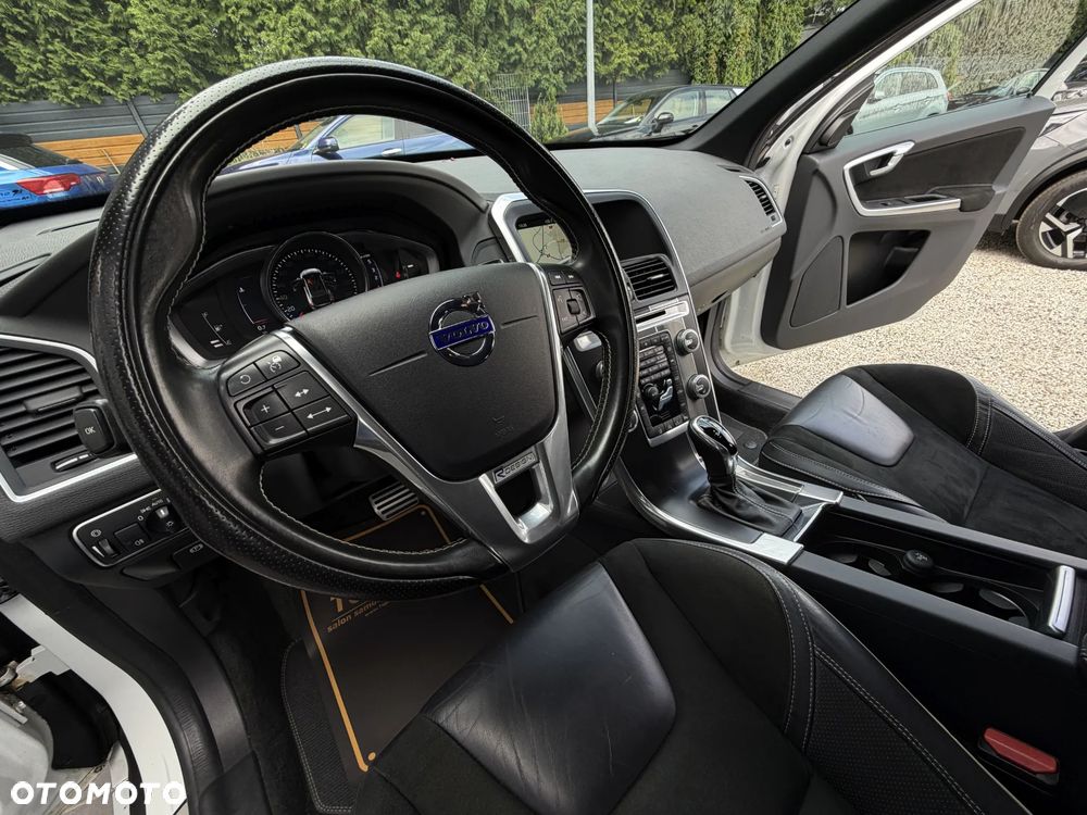 Volvo XC 60 D4 Geartronic RDesign - 19