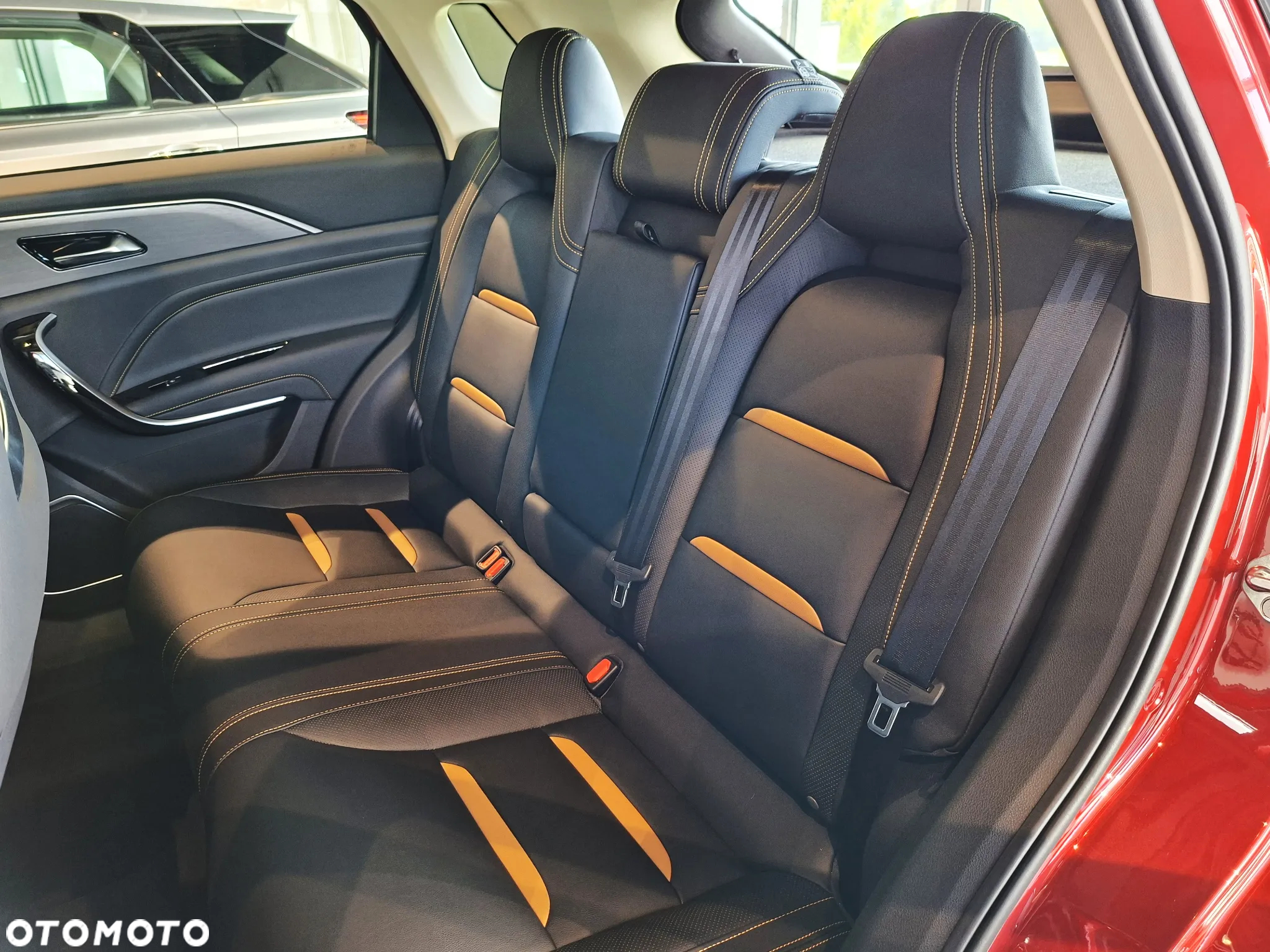 Bestune T77 1.5T Elegance DCT - 10