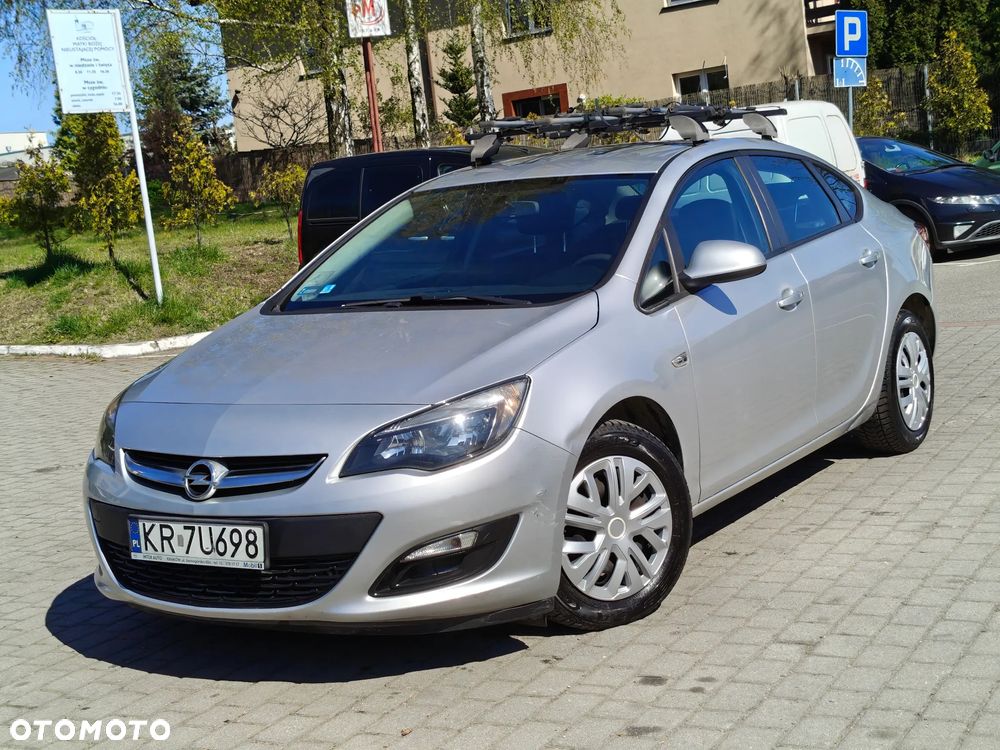 Opel Astra 1.6 Sport - 2
