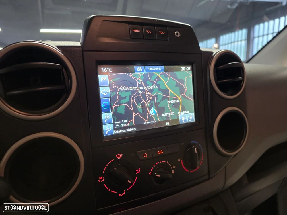 Peugeot Partner 3lugares 1.6 HDI - 12