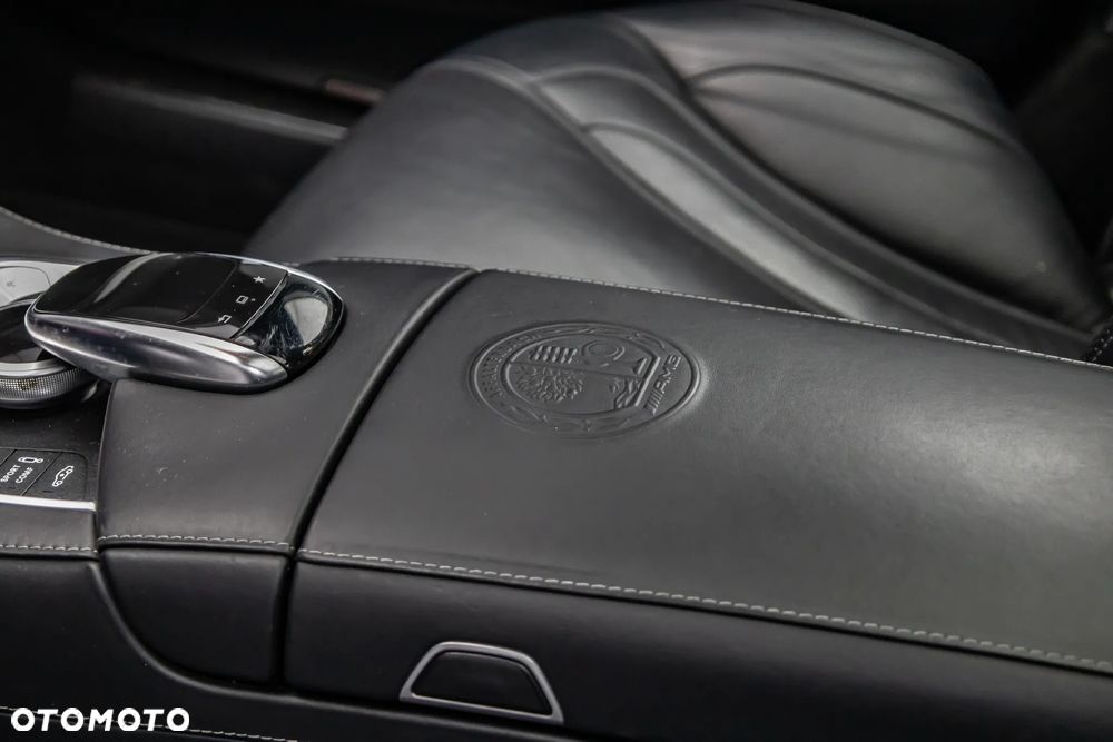 Mercedes-Benz Klasa S 63 AMG - 16